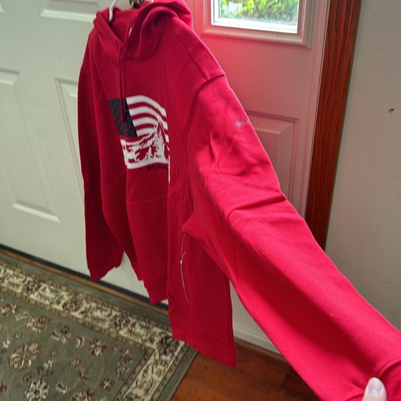 Columbia Men's Trek Graphic Hoodie, Mountain Red/Us Hood Flag, 3X Big brand new - Picture 3 of 9